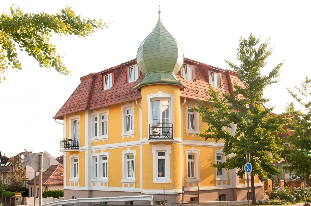 Villa Lucia Heviz Exterior photo